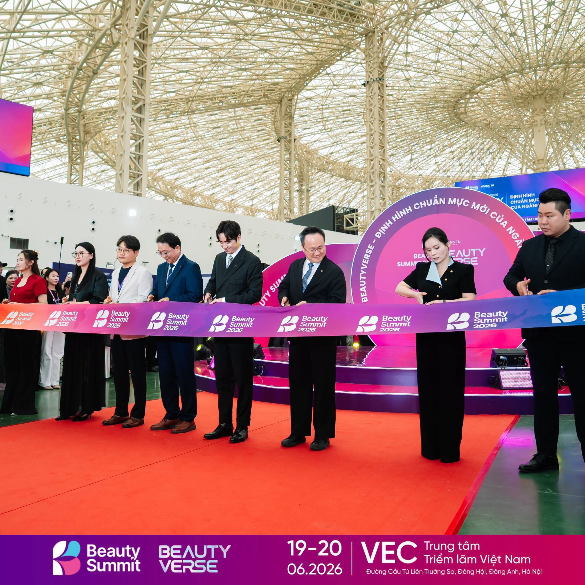 Lễ cắt băng khai mạc Beauty Summit 2026 (Beauty Verse) tại VEC Đông Anh, Hà Nội 19-20/06/2026