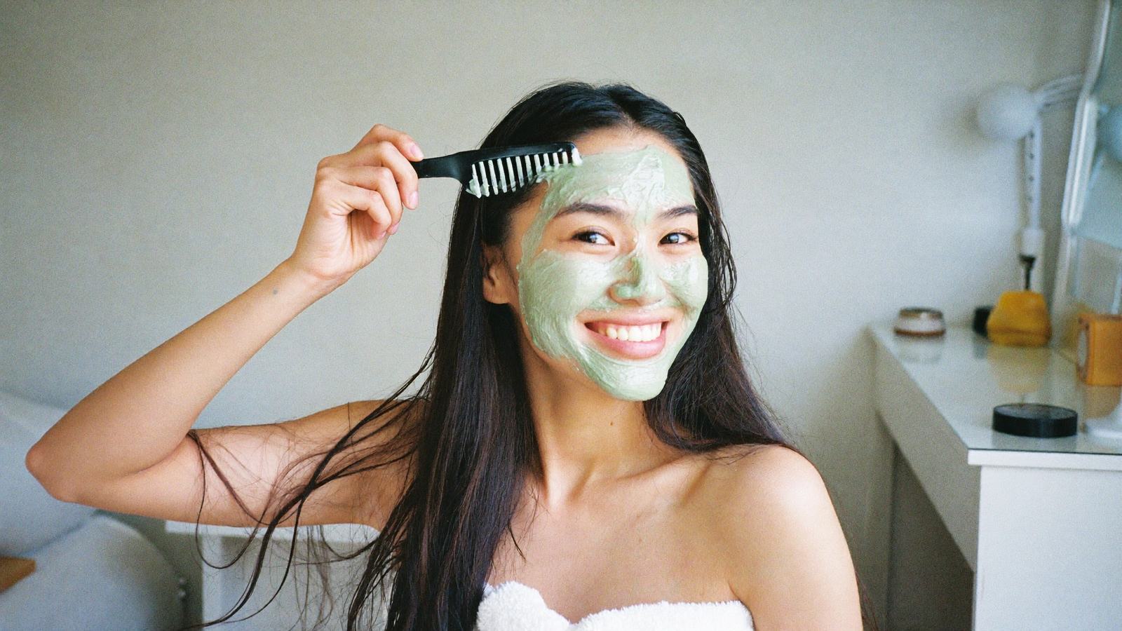 Kem Ủ Tóc Phục Hồi: Công Dụng & Cách Ủ Tóc Đúng Tại Nhà