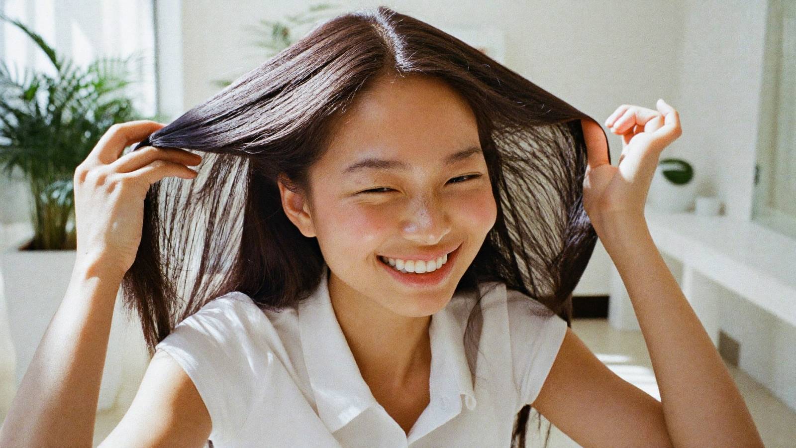 Liên kết disulfide trong tóc: 3 bí mật đằng sau uốn, duỗi và nhuộm