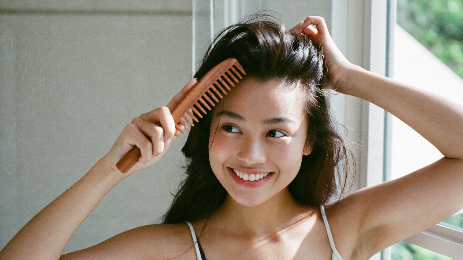 Tóc Mái: 7 Cách Chăm Sóc Để Mái Luôn Đẹp Suốt Ngày