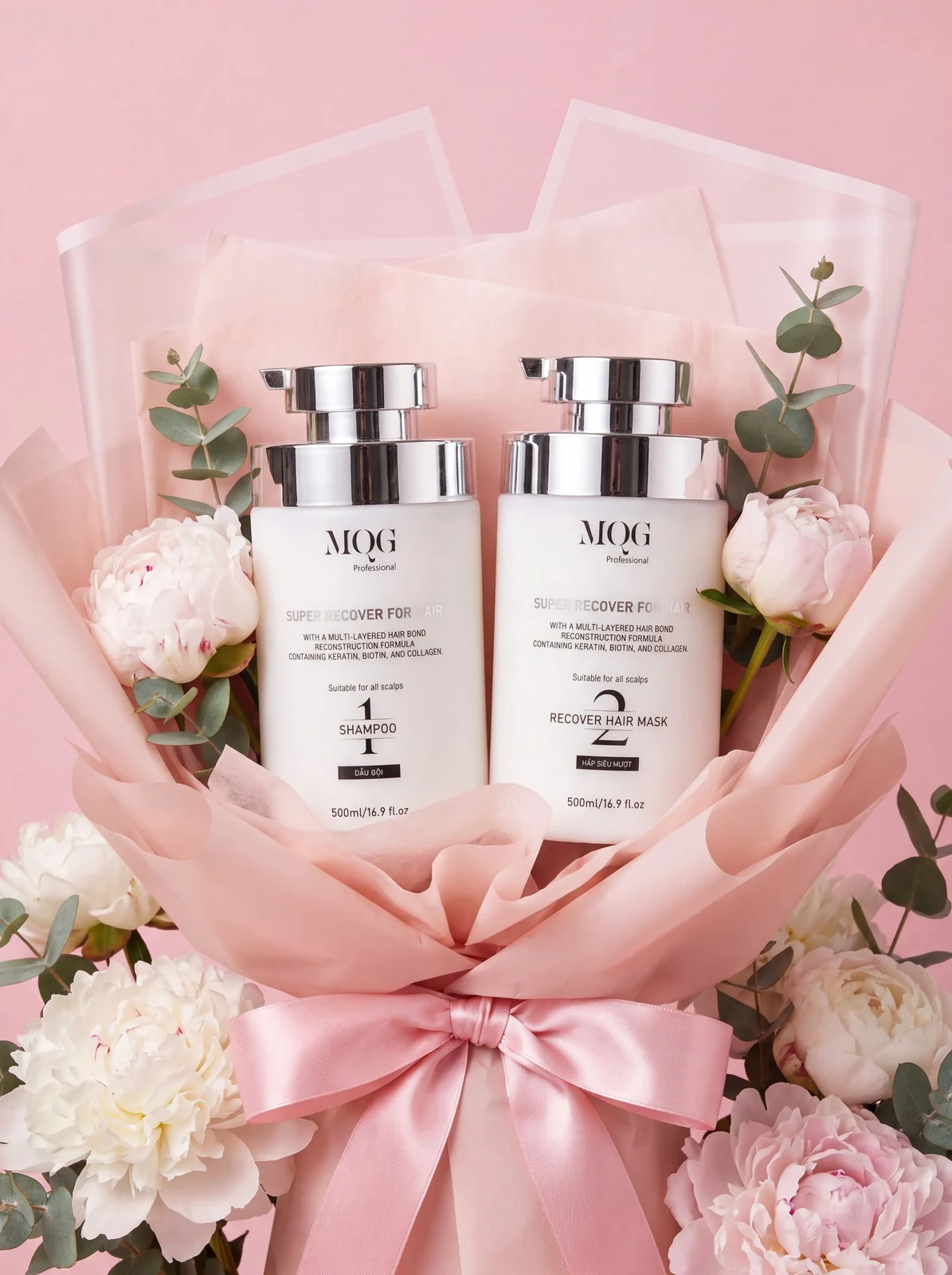 Bộ đôi dầu gội và kem hấp MQG trong bó hoa hồng